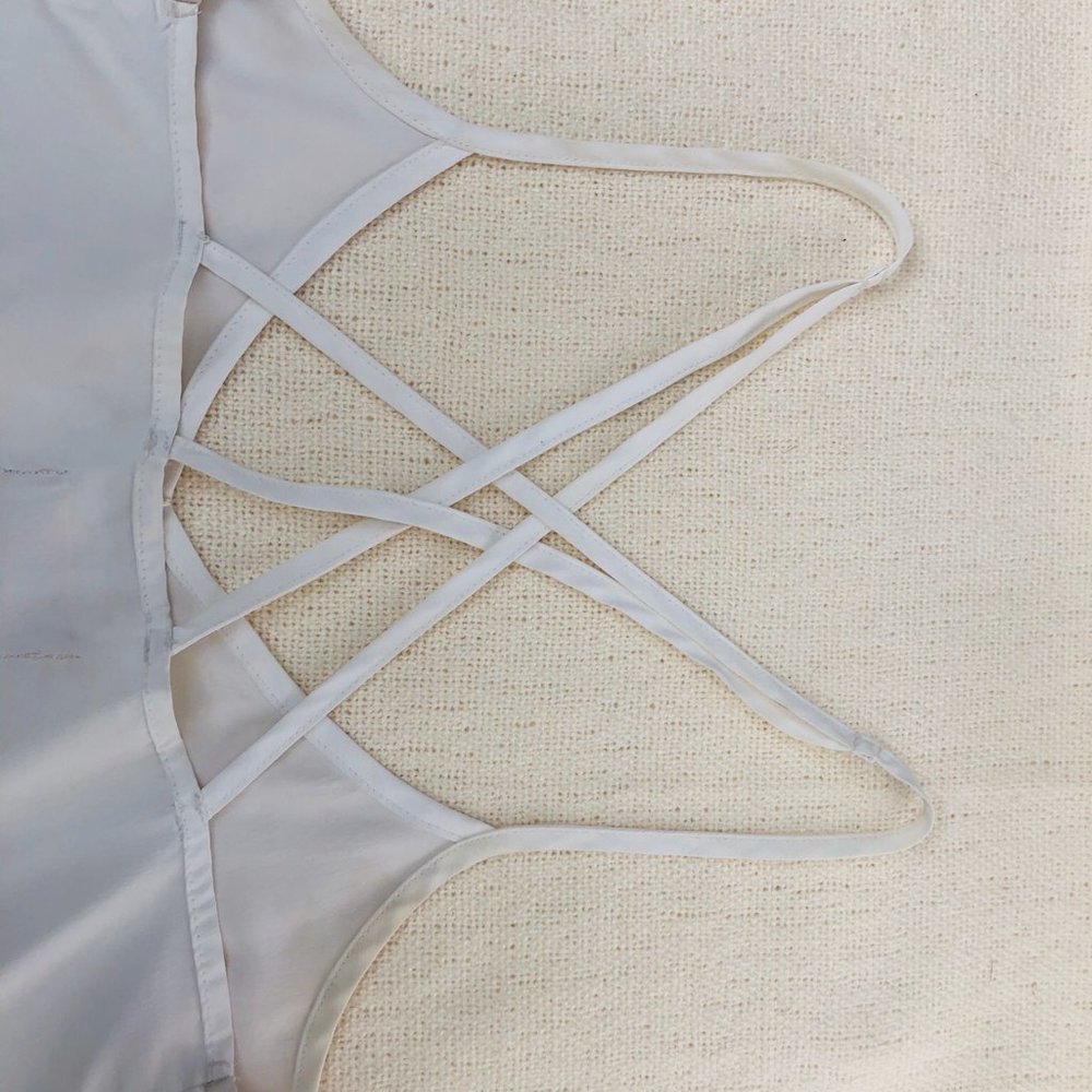 Basic White Chiffon Blouse - Picture 4 of 4